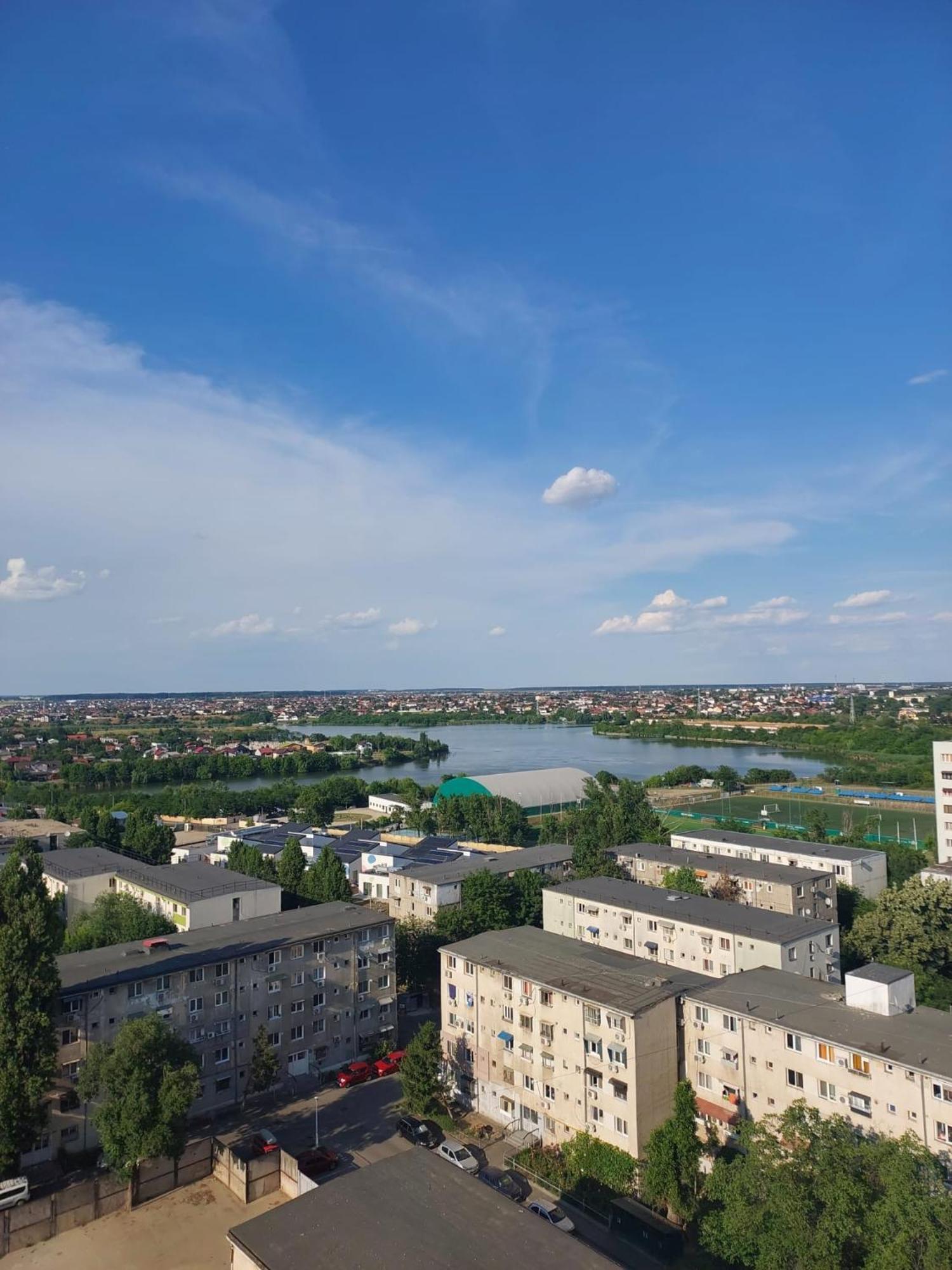 Panorama Mega Apartament Pantelimon Bukurešť Exteriér fotografie