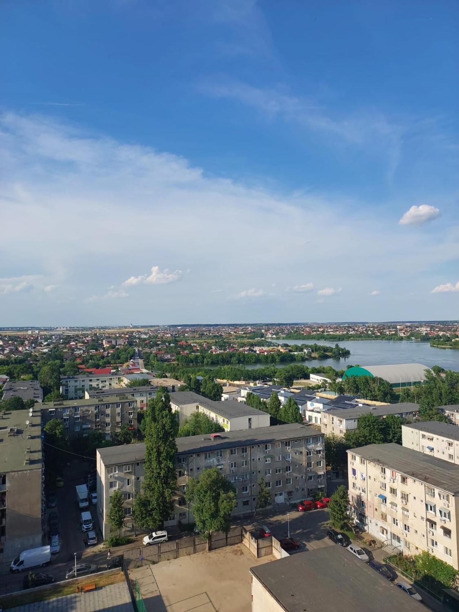 Panorama Mega Apartament Pantelimon Bukurešť Exteriér fotografie